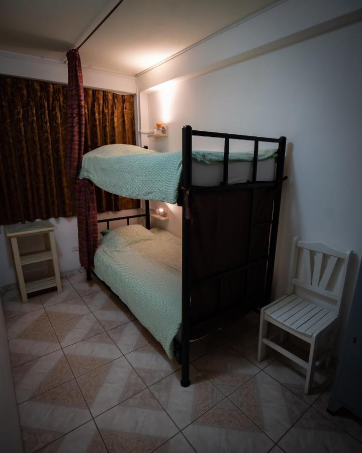 Mama Backpackers Hostel Лима Екстериор снимка