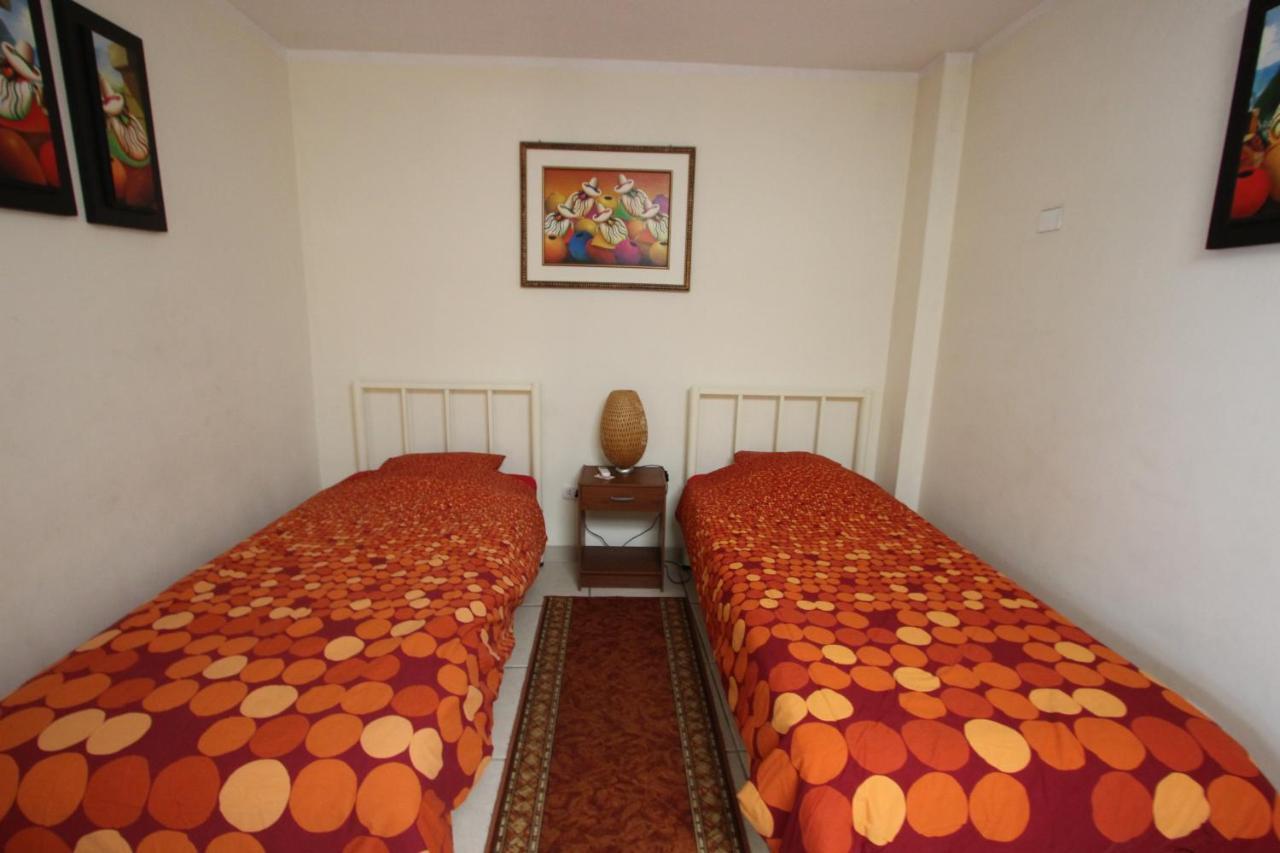 Mama Backpackers Hostel Лима Екстериор снимка